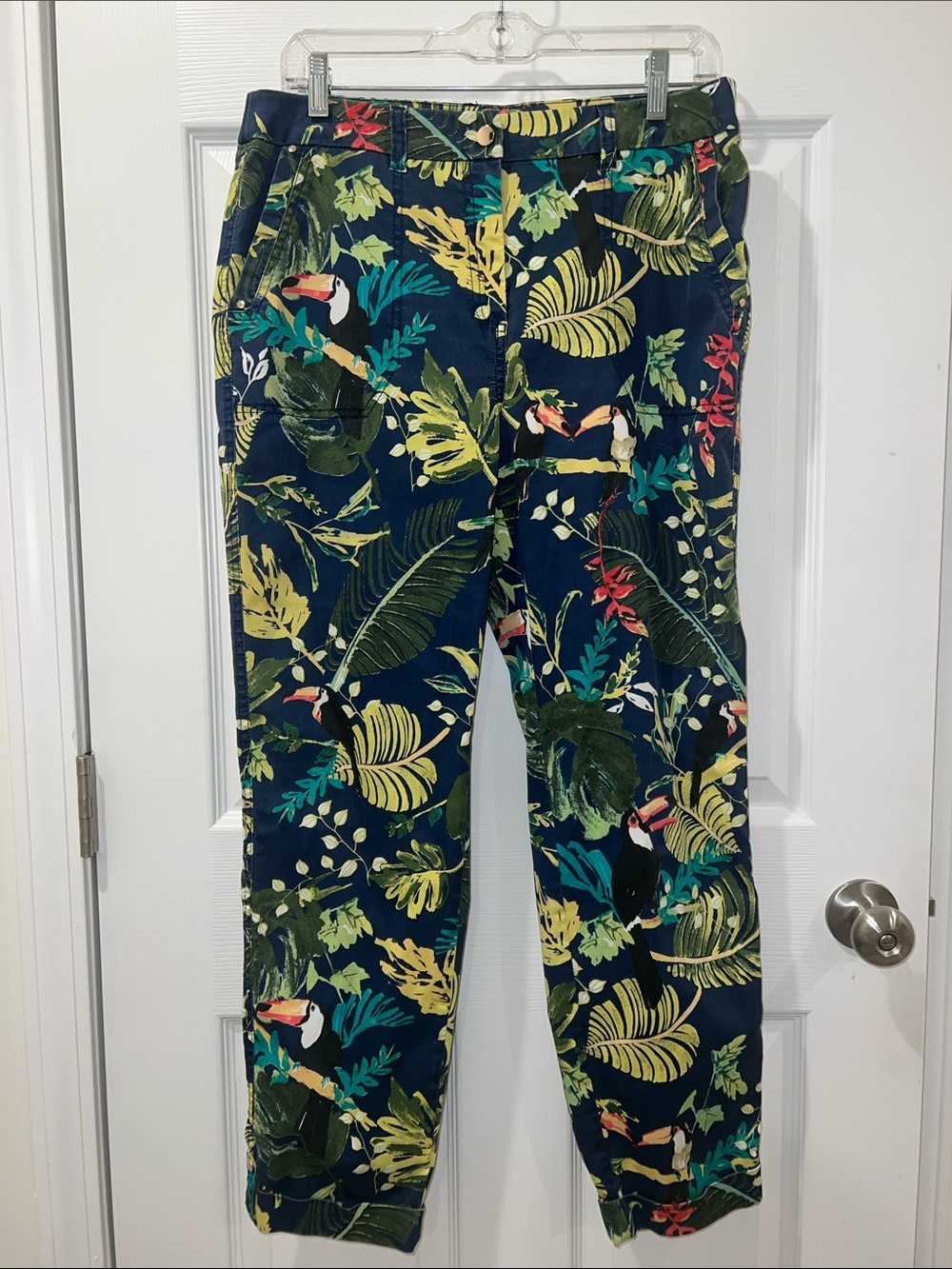Chico’s Tropical Ankle Pants 8